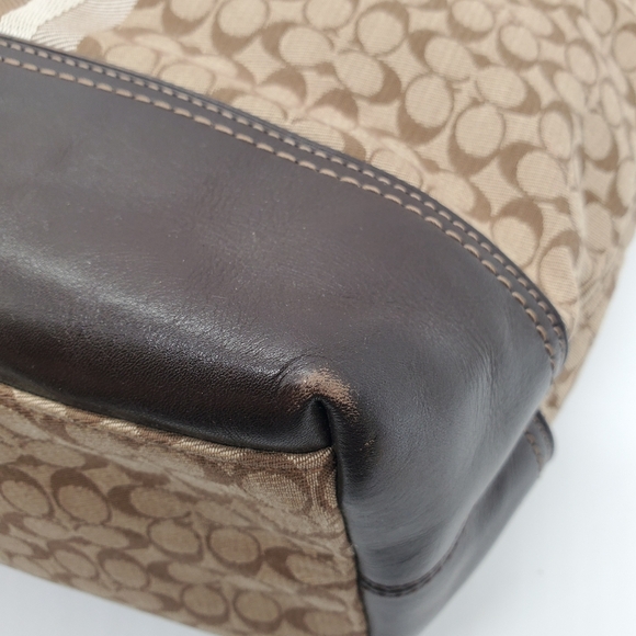 ♧♧ Coach Legacy Signature Stripe Khaki Fabric Bucket Bag with Leather Trim - Picture 11 of 16